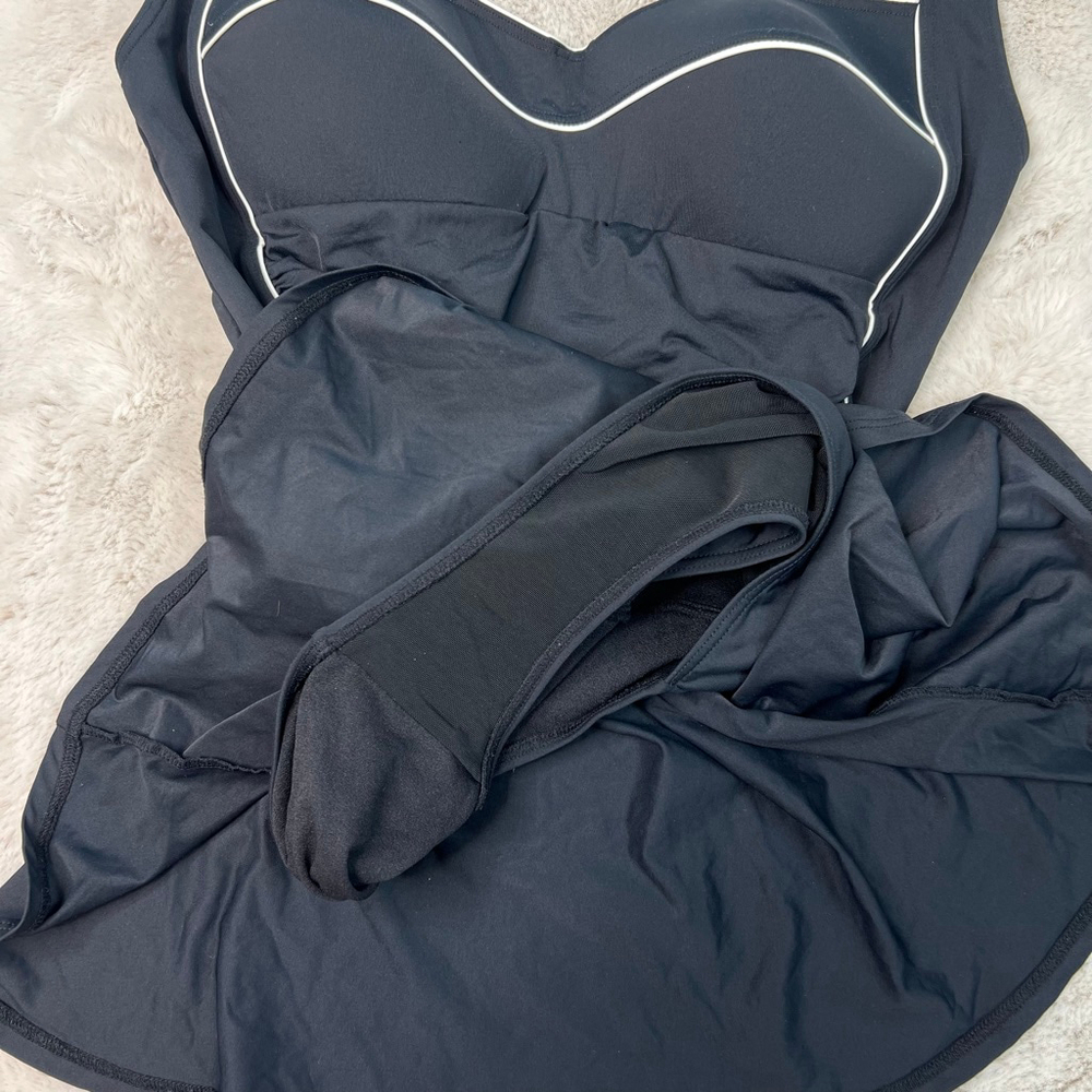 NIPTUCK Swimsuit One Piece Size US 12 Black Slimming Skirt Peplum Built in Bra - Picture 10 of 15